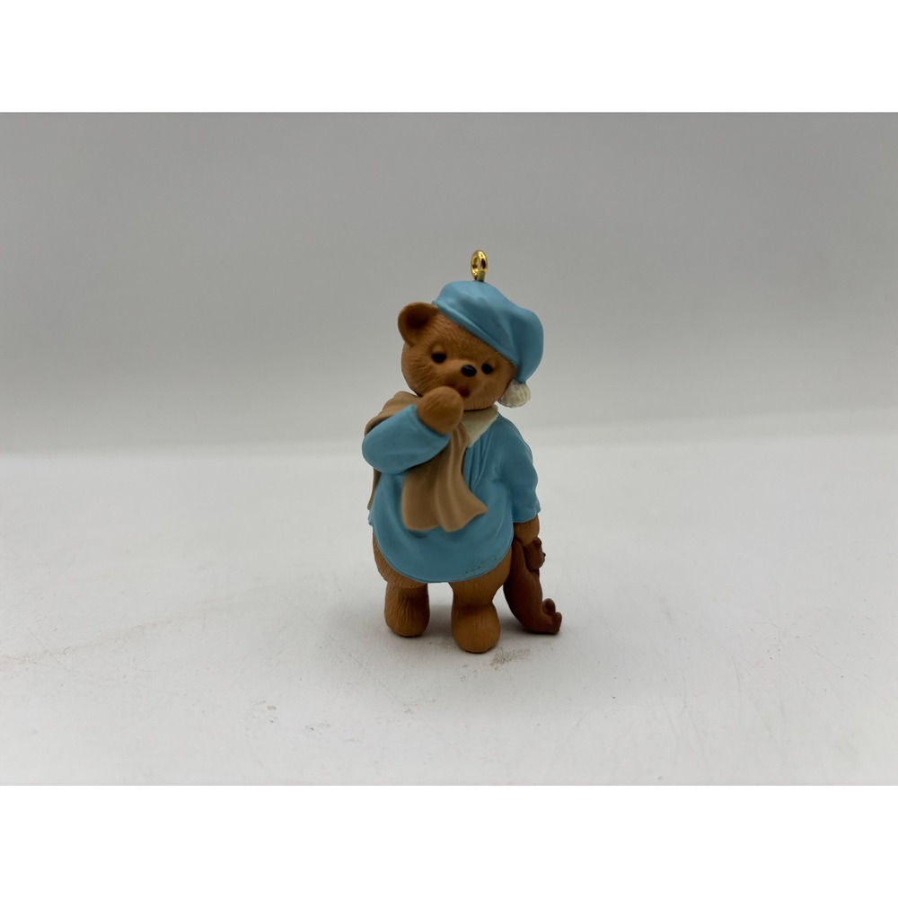 Hallmark Keepsake Dated 1995 Vintage Waiting up for Santa Handcrafted Ornament